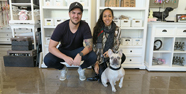 Ashuna's Hundeboutique und Barf Manufaktur - Danilo und Jessica mit Fay